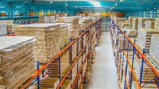 De ce să alegeți rafturile metalice de la Store Expert?