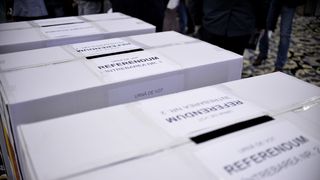 Prezenţă la ora 17:00 - 35,01 % la alegerile europarlamentare; 29,11 % la referendum