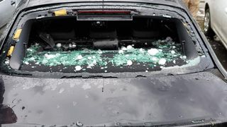 VIDEO | Mașini distruse de grindină în Zalău