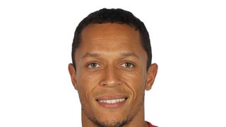 Fotbalistul Adriano, condamnat la 14 luni de &icirc;nchisoare cu suspendare pentru fraudă fiscală