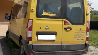 Şoferul unui microbuz şcolar din judeţul Cluj, prins când conducea băut