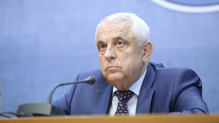 Petre Daea spune că a oprit grindina pentru Papa Francisc 