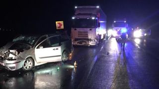 Constanţa: Doi adolescenţi au fost răniţi &icirc;ntr-un accident provocat de un şofer băut şi fără permis