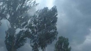 Cod galben de ploi torenţiale, descărcări electrice, vijelii şi grindină