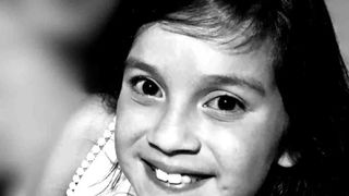 Fetiță de 11 ani, moartă &icirc;n urma unei alergii la pasta de dinți! S-a stins la scurt timp după ce s-a spălat