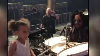 VIDEO | Surpriza lui Lenny Kravitz pentru o fată de 9 ani