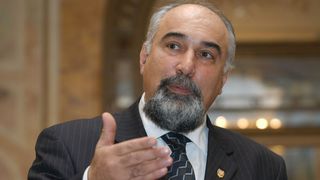 Vosganian: Cum să crească natalitatea c&acirc;nd USR susține comunitatea LGBTQ?