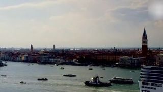 VIDEO | Veneția, destinația care se scufundă. Drama unui oraș asaltat de turiști