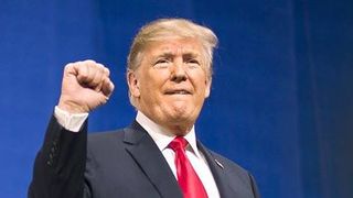 SUA, la zece minute de un atac asupra Iranului. Dezvăluirea lui Donald Trump