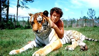 Steve Hawkes, actorul care l-a interpretat pe Tarzan s-a stins din viață