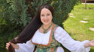 Câţi bani câştigă, cu adevărat, Maria Dragomiroiu! Celebra cântăreaţă s-a plâns că are pensia mică, dar în ultimul an a încasat de 9 ori mai mult decât în precedentul!