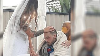 Un jucător de rugby a murit la câteva ore după ce s-a căsătorit. Înmormântarea va avea loc în ziua în care fiul lui împlinește un an 