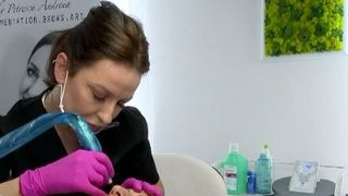 VIDEO | Tatuajele care te scapă de machiaj