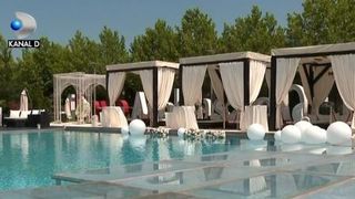 VIDEO | Tratament de VIP la piscină