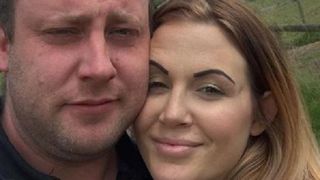 Soțul a ajuns târziu acasă, iar ea l-a gonit din pat. Dimineață l-a găsit fără suflare. Ce a aflat a distrus-o