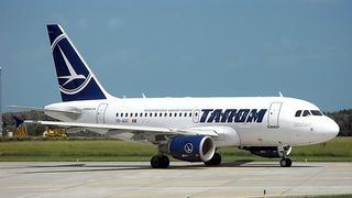Percheziții la Tarom. Reacția companiei