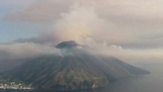 VIDEO | Turist ucis de erupția unui vulcan. Cum s-a întâmplat totul