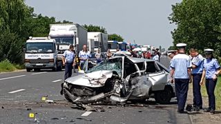 Accident cu trei autoturisme, l&acirc;ngă municipiul Buzău