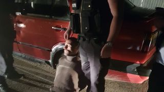 Tânărul din Timiş care a ucis un om şi a rănit alte persoane a fost arestat preventiv