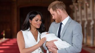 Fiul prinţului Harry, botezat s&acirc;mbătă. Regina Elizabeth II nu va participa la eveniment