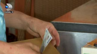 VIDEO | Cât de darnici sunt românii când lasă bacșis