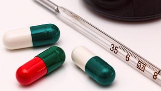 Harghita: 13 copii dintr-o tabără sportivă, transportaţi la spital cu suspiciune de toxiinfecţie alimentară