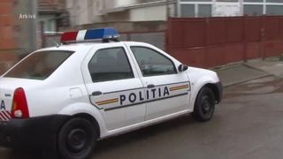 Trupul unui bărbat înjunghiat, găsit într-un apartament din Constanţa! Oamenii legii au fost alertaţi de presupusul agresor