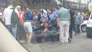 O t&acirc;nără polițistă a fost lovită pe trecerea de pietoni, &icirc;n centrul Bacăului