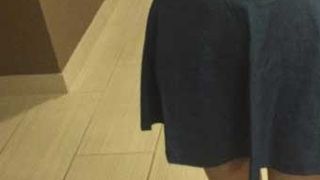 A vrut să-și surprindă iubitul și i-a trimis o poză goală din camera de hotel. După ce a vazut-o s-a despărțit de ea