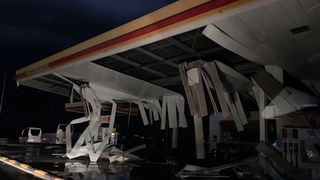 VIDEO | Tragedie &icirc;n Grecia: O turistă rom&acirc;ncă şi copilul ei, morţi &icirc;ntr-o furtună &icirc;n regiunea Halkidiki