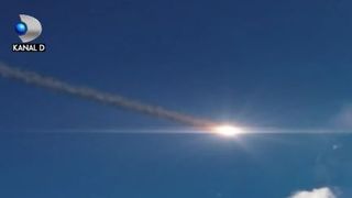 VIDEO | Mister după straniul fenomen petrecut la Iași. Ar fi căzut un meteorit