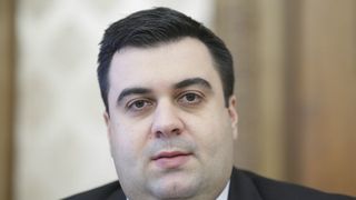 Ministrul Transporturilor, Răzvan Cuc, implicat într-un accident de circulaţie