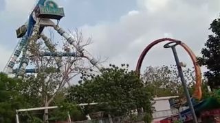 Accident terifiant la un parc de distracţii. Doi morţi şi zeci de răniţi