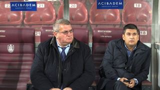 Răzvan Zamfir, supranumit &rdquo;Moggi de Rom&acirc;nia&rdquo;, a fost bătut de Filip Jazvic, propriul fotbalist