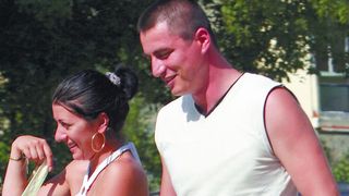 Fosta iubită a lui Cristian Cioacă a fost executată silit pentru o datorie de 18.500 de euro! Mihaela Jugănaru este afaceristă în Piteşti EXCLUSIV