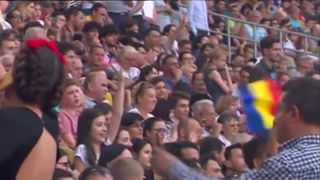 Simona Halep a prezentat, pe Arena Naţională, trofeul c&acirc;ştigat la Wimbledon! 