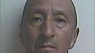 Și-a prins soția &icirc;n pat cu un vecin, iar gestul la care a recurs apoi i-a &icirc;ngrozit pe polițiști