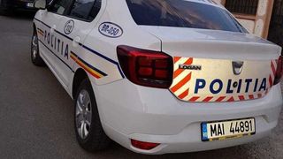 Şapte medici de la un cabinet care eliberează atestate medicale pentru şoferi, cercetaţi într-un dosar de abuz în serviciu, fals intelectual şi uz de fals