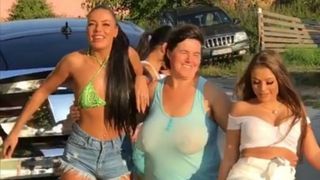 Roxana și Simona de la Puterea Dragostei au mers acasă la Culiță și Iancu! Mama celor doi și-a cunoscut posibilele "nunori" - Ce s-a petrecut noaptea &icirc;ntre ei a fost neașteptat