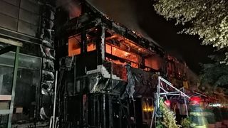 Incendiu puternic la un restaurant din Galaţi - VIDEO