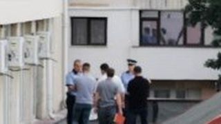 Sinucidere bizară la un hotel. Un angajat al Ministerului Transporturilor s-a aruncat dezbrăcat de la etaj