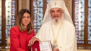 Simona Halep, premiată de Patriarhul Daniel! Românca, printre puținele jucătoare de tenis care își face semnul crucii după fiecare victorie