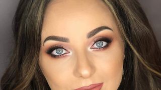 O t&acirc;nără polițistă din Iași, revoltată pe Facebook: "Ne-aţi furat dreptul la viaţă!"