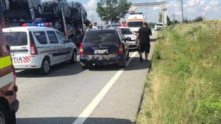Accident grav &icirc;n Olt: Două persoane au ajuns la spital - FOTO