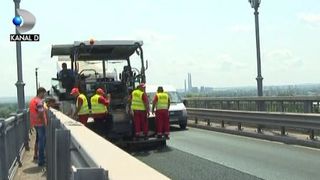 VIDEO | Reparații la Podul Prieteniei, în plin sezon turistic. Explicațiile oficialilor de la Transporturi