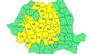 Cod galben de ploi torenţiale, vijelii şi grindină &icirc;n zeci de judeţe, p&acirc;nă la ora 23.00