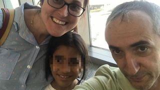 Cazul Sorina. Micuţa locuieşte într-o vilă de un milion de dolari în SUA! Vezi cum arată casa de vis a părinţilor adoptivi ai Sorinei!