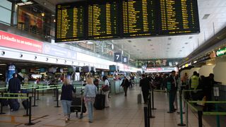 Mesajul halucinant, &icirc;n LIMBA ROM&Acirc;NĂ, pe aeroportul din Dublin! "Daca esti traficata pentru sex, te rugam sa ne spui"