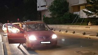 Tânără agresată în centrul Bucureștiului și urcată cu forța într-o mașină. O martoră a sunat la 112, poliția ajungând după mai bine de o oră