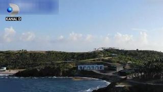 VIDEO | FBI a descins pe &bdquo;insula ororilor&rdquo;, unde miliardarul Jeffrey Epstein ar fi sechestrat minore